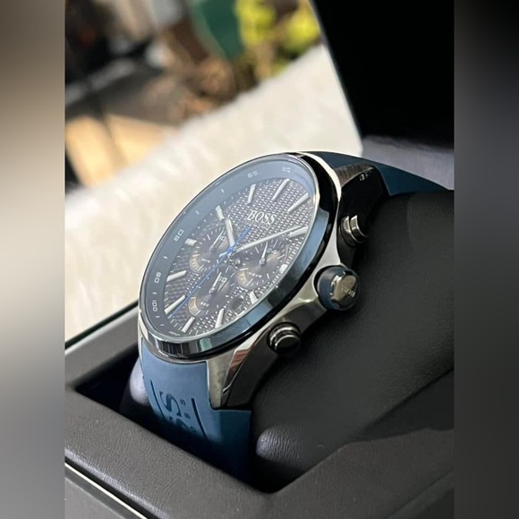 HB1513856 - Hugo Boss Men’s Distinct Watch - Picture 4 of 10